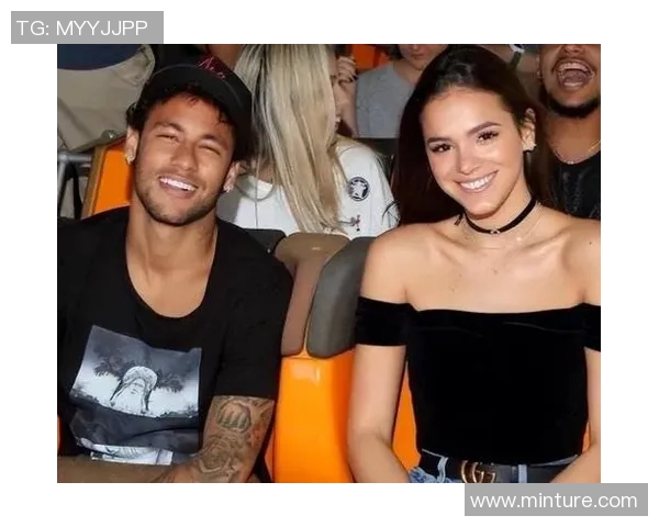 足球球星女友怀孕喜讯曝光 网友祝福祝愿小宝宝健康成长